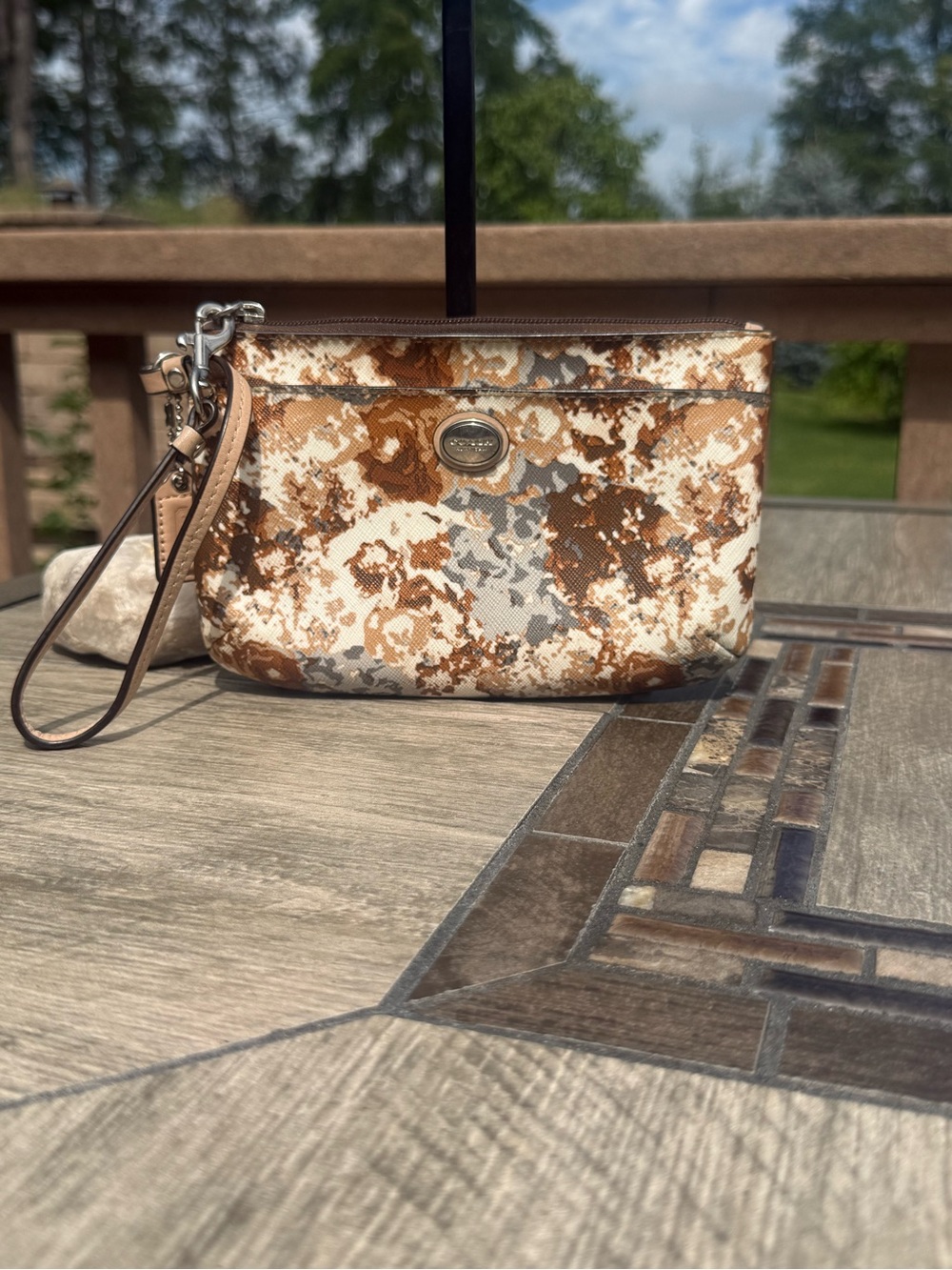 Vintage Coach Peyton Floral Neutrals Medium Wristlet (Style #F51752),